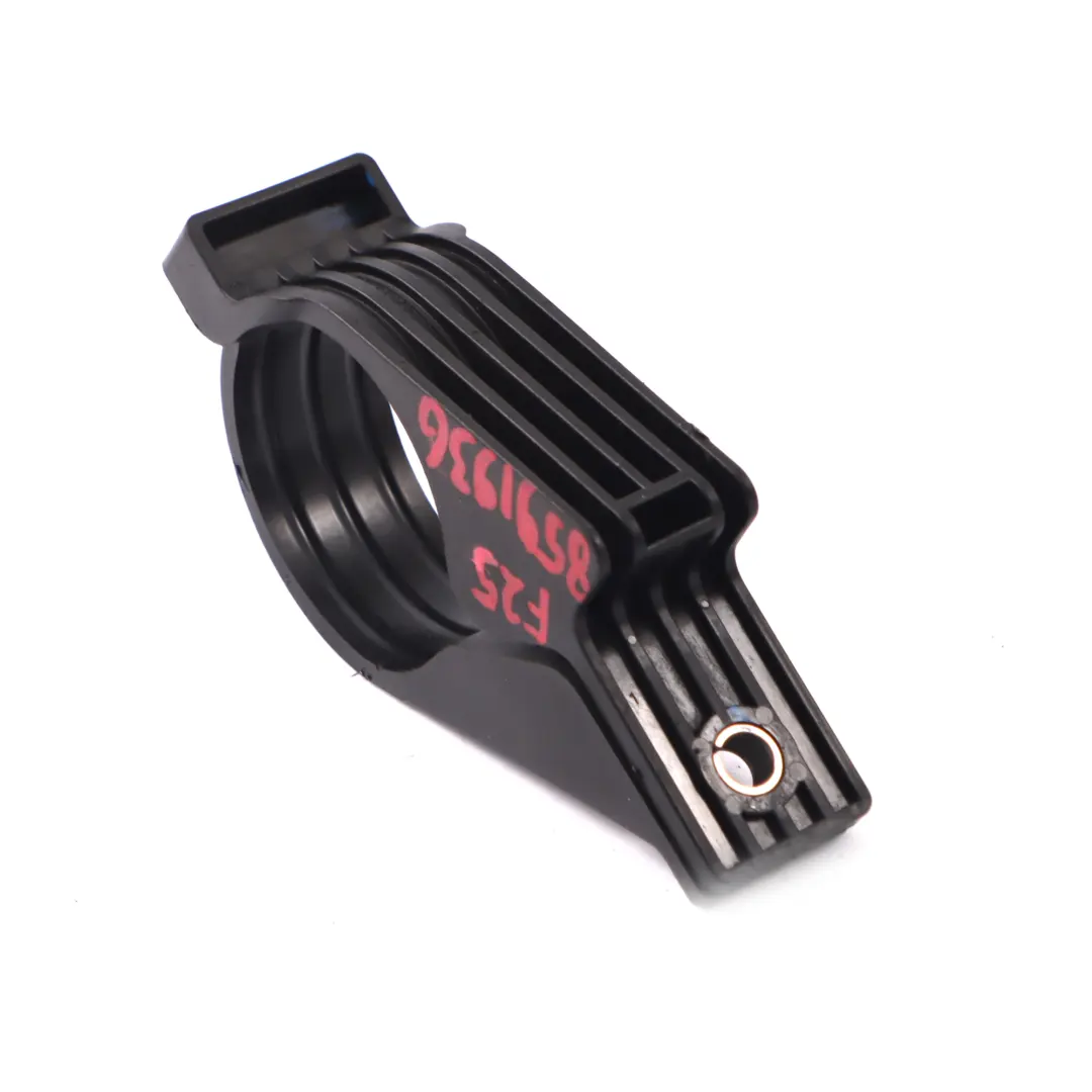 Staffa filtro carburante BMW F25 F26 Supporto filtro per con numero di parte 8591936 Staffa filtro carburante BMW F25 F26 Supporto filtro - SKU 8591936 - Numero di parte 8591936