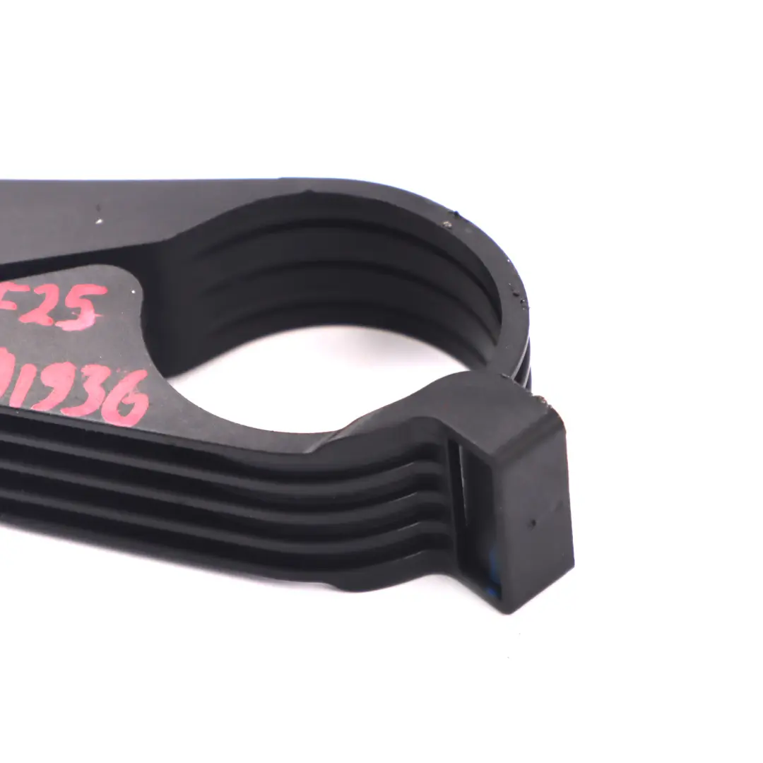 Uchwyt Mocowanie Wspornik Filtra Paliwa do BMW F25 F26 o numerze 8591936 BMW F25 F26 Uchwyt Mocowanie Wspornik Filtra Paliwa - SKU 8591936 - Numer Części 8591936