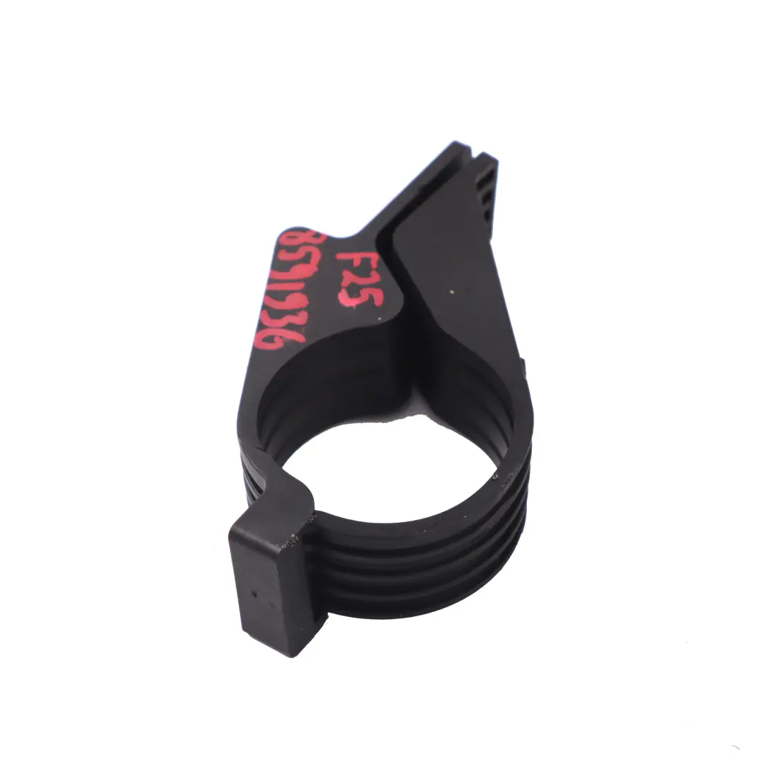 Uchwyt Mocowanie Wspornik Filtra Paliwa do BMW F25 F26 o numerze 8591936 BMW F25 F26 Uchwyt Mocowanie Wspornik Filtra Paliwa - SKU 8591936 - Numer Części 8591936