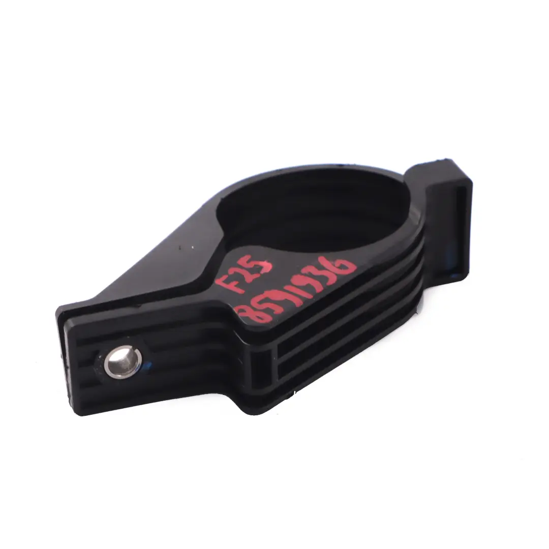 Uchwyt Mocowanie Wspornik Filtra Paliwa do BMW F25 F26 o numerze 8591936 BMW F25 F26 Uchwyt Mocowanie Wspornik Filtra Paliwa - SKU 8591936 - Numer Części 8591936
