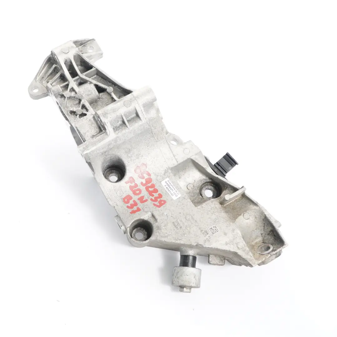 BMW F20 F21 LCI B37 Support De Pompe à Eau De Refroidissement Pour Bloc Moteur - SKU 8592239 - Numéro de pièce 7644809