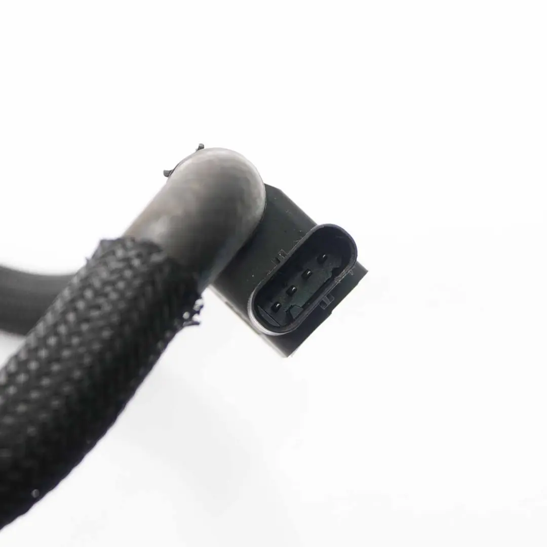 Injector Feed Pipe Line Hose to BMW F20 F21 F22 F30 Diesel Fuel with Part number 8594893 BMW F20 F21 F22 F30 Diesel Fuel Injector Feed Pipe Line Hose - SKU 8594893-1 - Part number 8594893