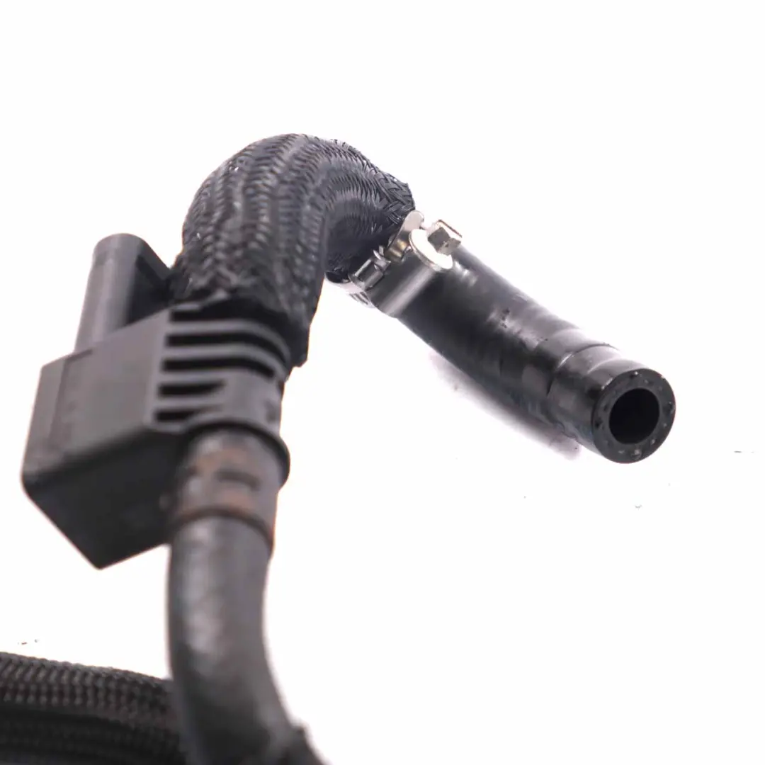 Tubo Alimentación Combustible Línea Diésel para BMW F20 F21 F22 F30 con número de pieza 8594893 BMW F20 F21 F22 F30 Tubo Alimentación Combustible Línea Diésel - SKU 8594893 - Número de pieza 8594893