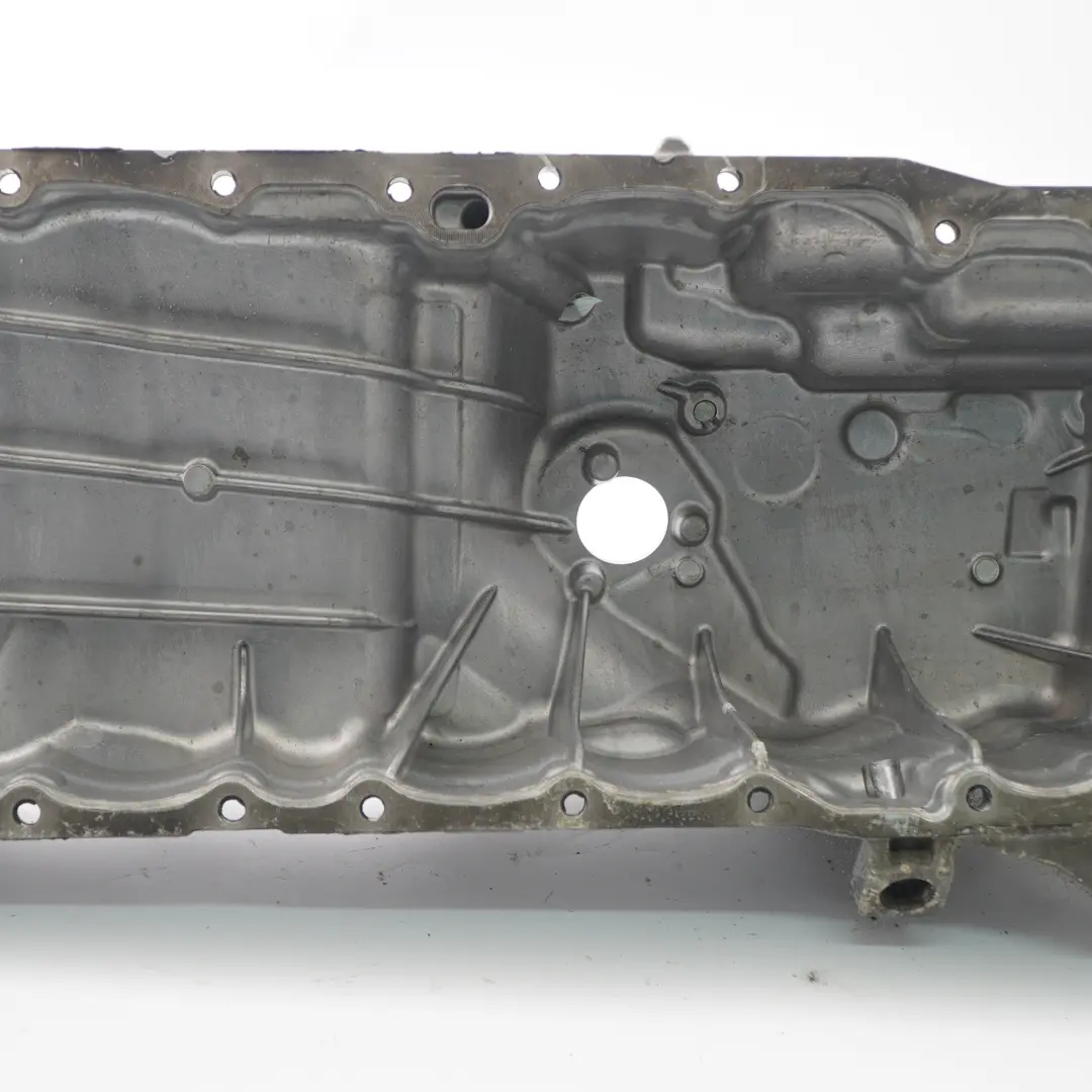 N57N Oil Pan Engine Housing 7823204 to BMW F10 F30 F31 F36 F12 F13 F07 with Part number 8595458 BMW F10 F30 F31 F36 F12 F13 F07 N57N Oil Pan Engine Housing 7823204 - SKU 8595458 - Part number 8595458