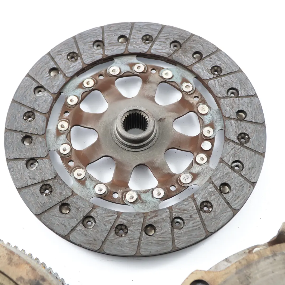 Mass Flywheel Clutch Kit to Mini Cooper S F55 F56 Petrol B48 Dual Twin with Part number 8600211 Mini Cooper S F55 F56 Petrol B48 Dual Twin Mass Flywheel Clutch Kit - SKU 8600211 - Part number 8600211