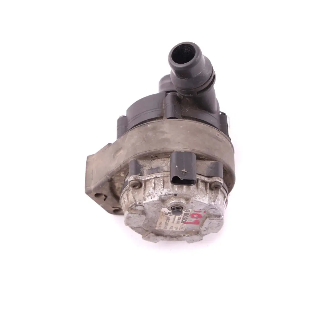 Zusatzwasserpumpe Zusatzwasserkühlung für BMW i3 I01 Rex Hybrid mit Teilenummer 8600286 BMW i3 I01 Rex Hybrid Zusatzwasserpumpe Zusatzwasserkühlung - SKU 8600286 - Teilenummer 8600286