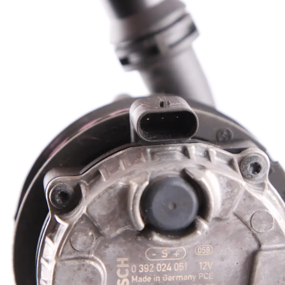 Water Pump BMW F20 F21 F30 F31 LCI B58 Petrol Auxiliary Coolant Unit to with Part number 8600442 Water Pump BMW F20 F21 F30 F31 LCI B58 Petrol Auxiliary Coolant Unit - SKU 8600442 - Part number 8600442