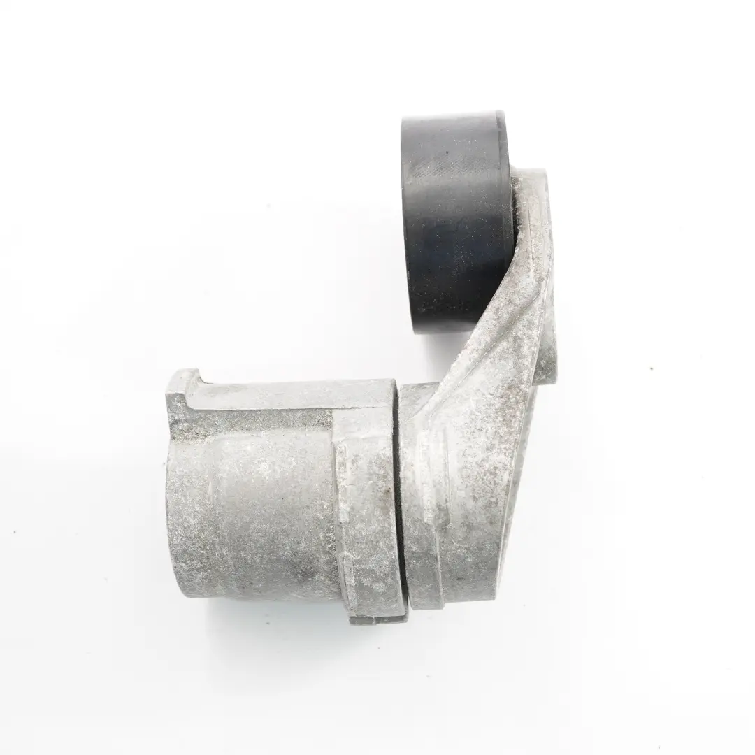 N55 F80 M3 S55 Napinacz Rolka Paska Klinowego 7549873 do BMW E90 LCI o numerze 8604266 BMW E90 LCI N55 F80 M3 S55 Napinacz Rolka Paska Klinowego 7549873 - SKU 8604266 - Numer Części 8604266