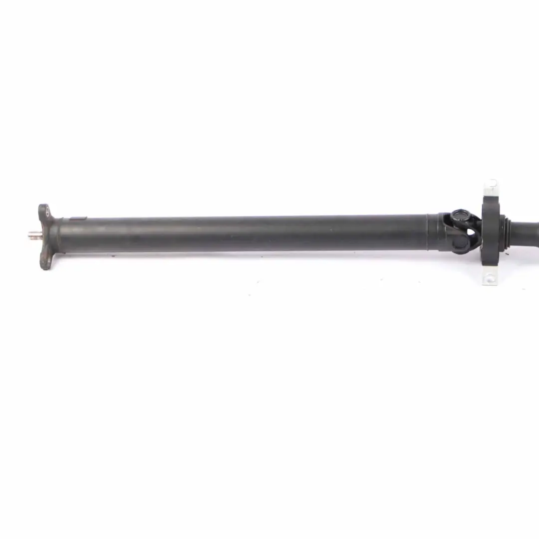 Propshaft Eje de transmisión automática B47 B48 para BMW F30 F32 con número de pieza 8605231 BMW F30 F32 Propshaft Eje de transmisión automática B47 B48 - SKU 8605231 - Número de pieza 8605231