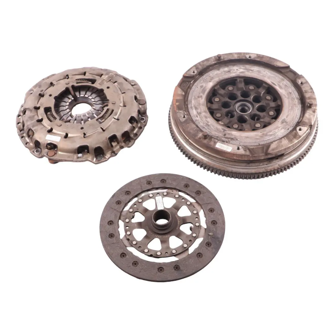 B38 Dual Twin Mass Flywheel Clutch Kit to BMW F20 F21 F30 F31 LCI with Part number 8605488 BMW F20 F21 F30 F31 LCI B38 Dual Twin Mass Flywheel Clutch Kit - SKU 8605488 - Part number 8605488