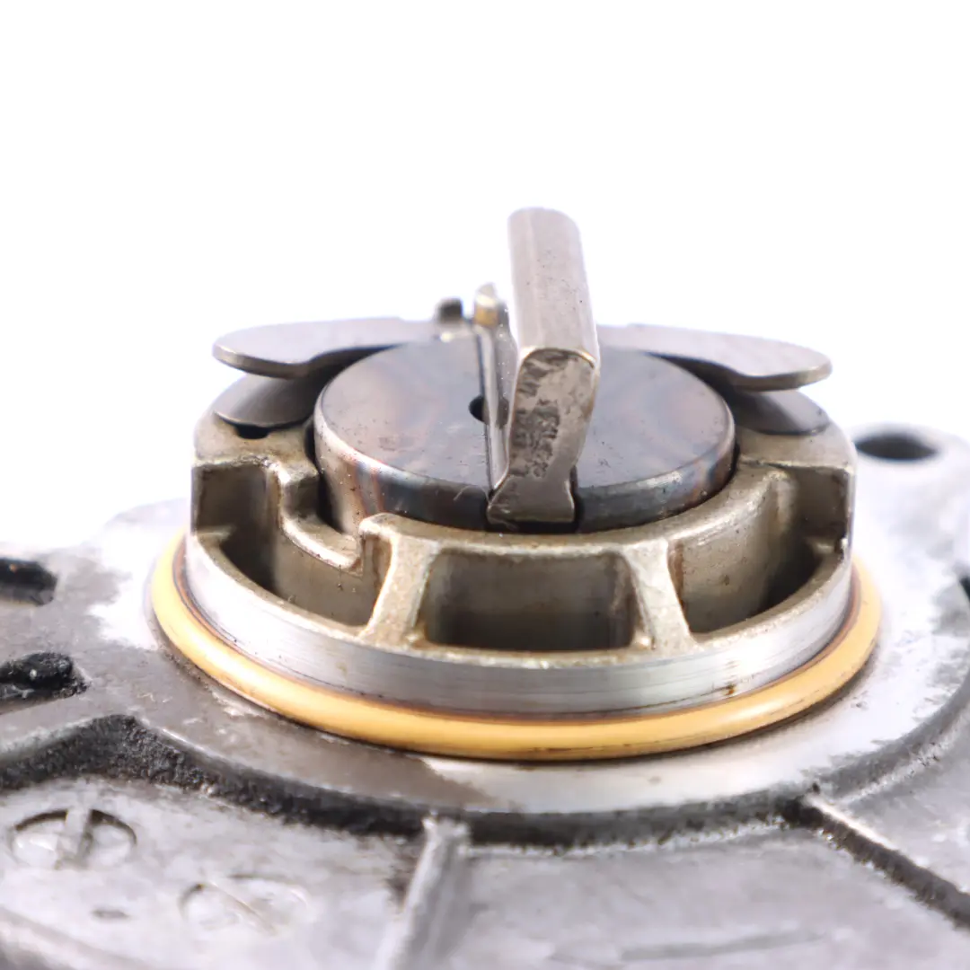 BMW F10 F11 F06 F13 X5 E70 F01 Petrol N63 S63N Engine Vacuum Pump 7619388 - SKU 8605976-1 - Part number 8605976