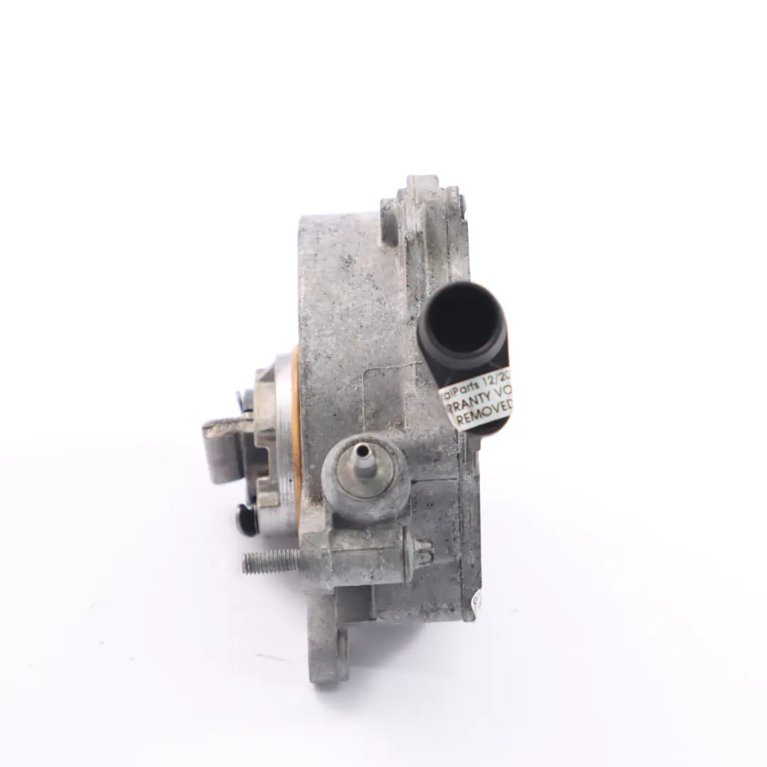 N63 S63N Bomba de vacío del motor 7619388 para BMW F10 F11 F06 F13 X5 E70 F01 con número de pieza 8605976 BMW F10 F11 F06 F13 X5 E70 F01 N63 S63N Bomba de vacío del motor 7619388 - SKU 8605976 - Número de pieza 8605976