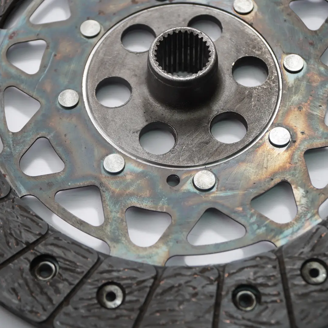 N47N Zweimassenschwungrad Kupplungssatz für Mini Cooper D R55 R56 LCI R60 R61 Diesel mit Teilenummer 8606067 Mini Cooper D R55 R56 LCI R60 R61 Diesel N47N Zweimassenschwungrad Kupplungssatz - SKU 8606067-2 - Teilenummer 8606067