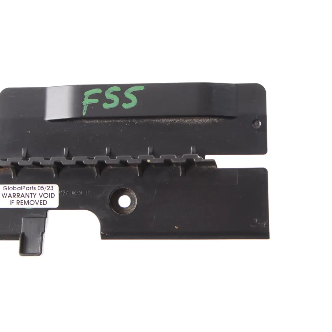 Mini F55 F56 F57 Canal para cables Tapa inferior de la caja de la control - SKU 8606315-1 - Número de pieza 8606315