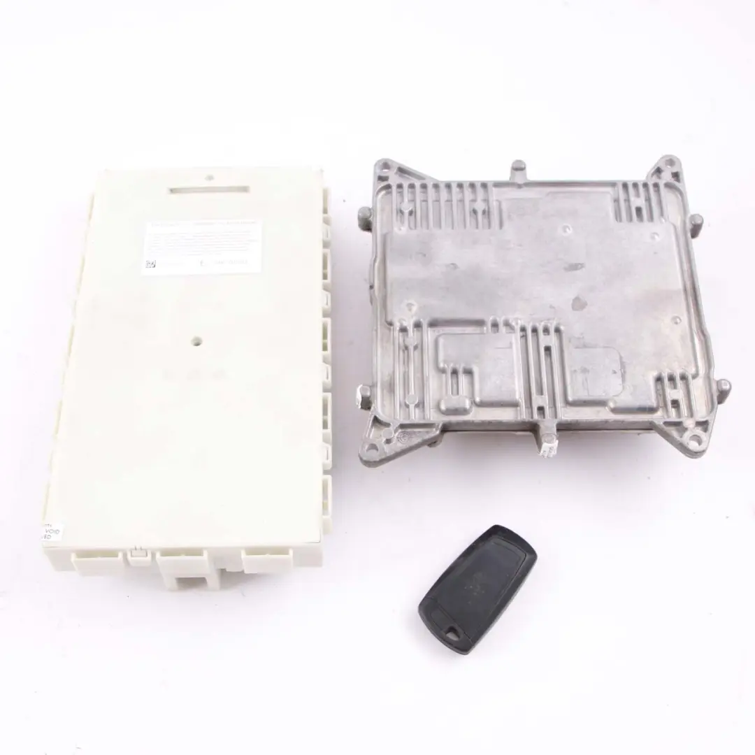 BMW F30 320iX N20 ECU Kit Engine Control Unit DME Key FEM Automatic - SKU 8606777-1 - Part number 8606777