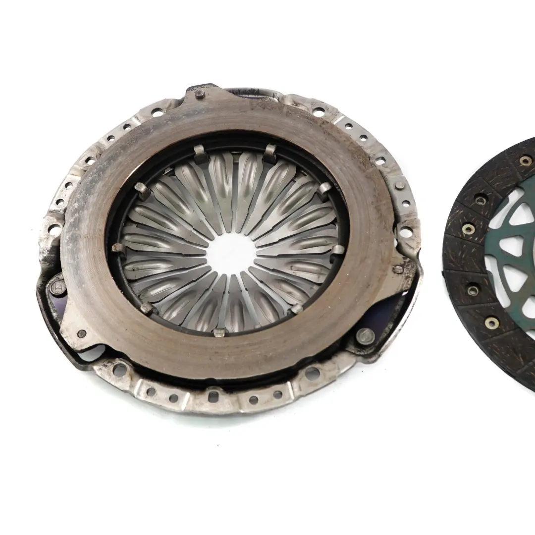 Clutch Pressure Plate Disc Kit Set to Mini Cooper S R55 R56 R57 R58 R59 Petrol N14 with Part number 8607915 Mini Cooper S R55 R56 R57 R58 R59 Petrol N14 Clutch Pressure Plate Disc Kit Set - SKU 8607915 - Part number 8607915