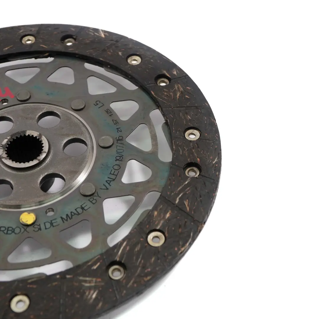 Clutch Pressure Plate Disc Kit Set to Mini Cooper S R55 R56 R57 R58 R59 Petrol N14 with Part number 8607915 Mini Cooper S R55 R56 R57 R58 R59 Petrol N14 Clutch Pressure Plate Disc Kit Set - SKU 8607915 - Part number 8607915