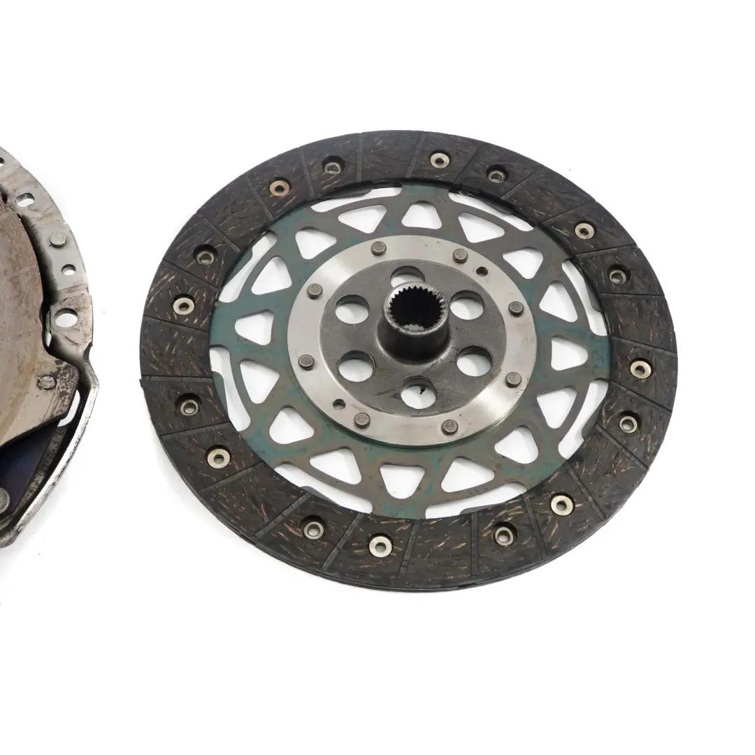 Clutch Pressure Plate Disc Kit Set to Mini Cooper S R55 R56 R57 R58 R59 Petrol N14 with Part number 8607915 Mini Cooper S R55 R56 R57 R58 R59 Petrol N14 Clutch Pressure Plate Disc Kit Set - SKU 8607915 - Part number 8607915
