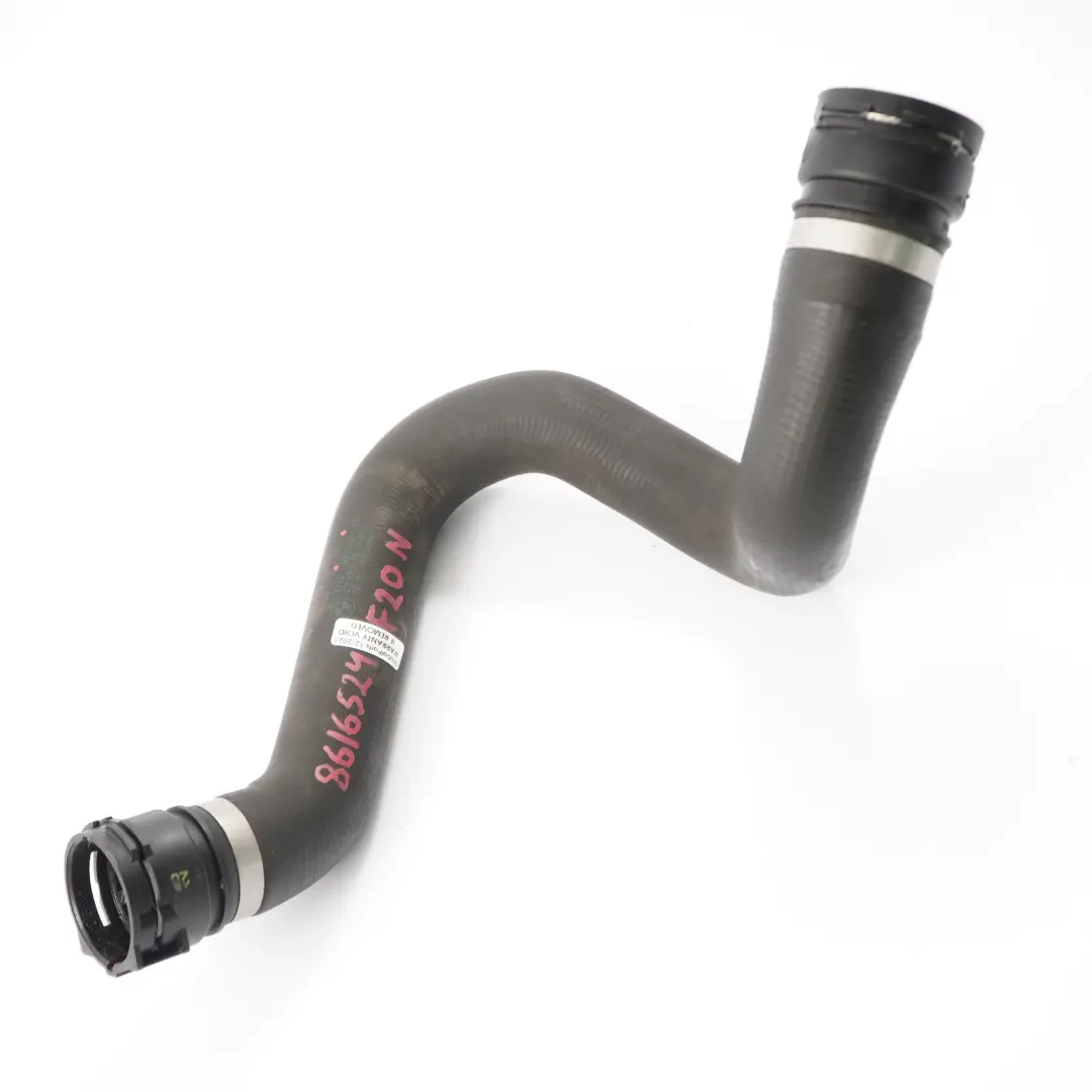 Tubo Flessibile Acqua Refrigerante Radiatore 8616528 per BMW F20 F21 F30 F31 LCI F32 con numero di parte 8616524 BMW F20 F21 F30 F31 LCI F32 Tubo Flessibile Acqua Refrigerante Radiatore 8616528 - SKU 8616524 - Numero di parte 8616524