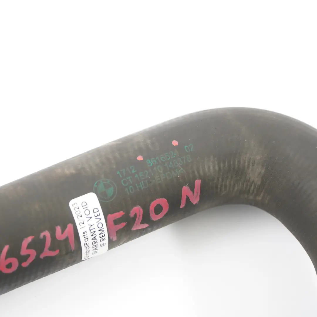Tubo Flessibile Acqua Refrigerante Radiatore 8616528 per BMW F20 F21 F30 F31 LCI F32 con numero di parte 8616524 BMW F20 F21 F30 F31 LCI F32 Tubo Flessibile Acqua Refrigerante Radiatore 8616528 - SKU 8616524 - Numero di parte 8616524