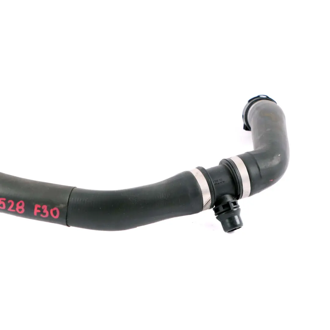 Tubo Flessibile Acqua Refrigerante Radiatore per BMW F20 F21 F30 F31 LCI F32 con numero di parte 8616528 BMW F20 F21 F30 F31 LCI F32 Tubo Flessibile Acqua Refrigerante Radiatore - SKU 8616528 - Numero di parte 8616528