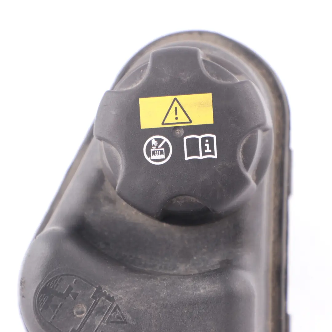 B58 Tanque de Expansión de Refrigerante Depósito para BMW F20 F21 LCI B48 con número de pieza 8617045 BMW F20 F21 LCI B48 B58 Tanque de Expansión de Refrigerante Depósito - SKU 8617045 - Número de pieza 8617045