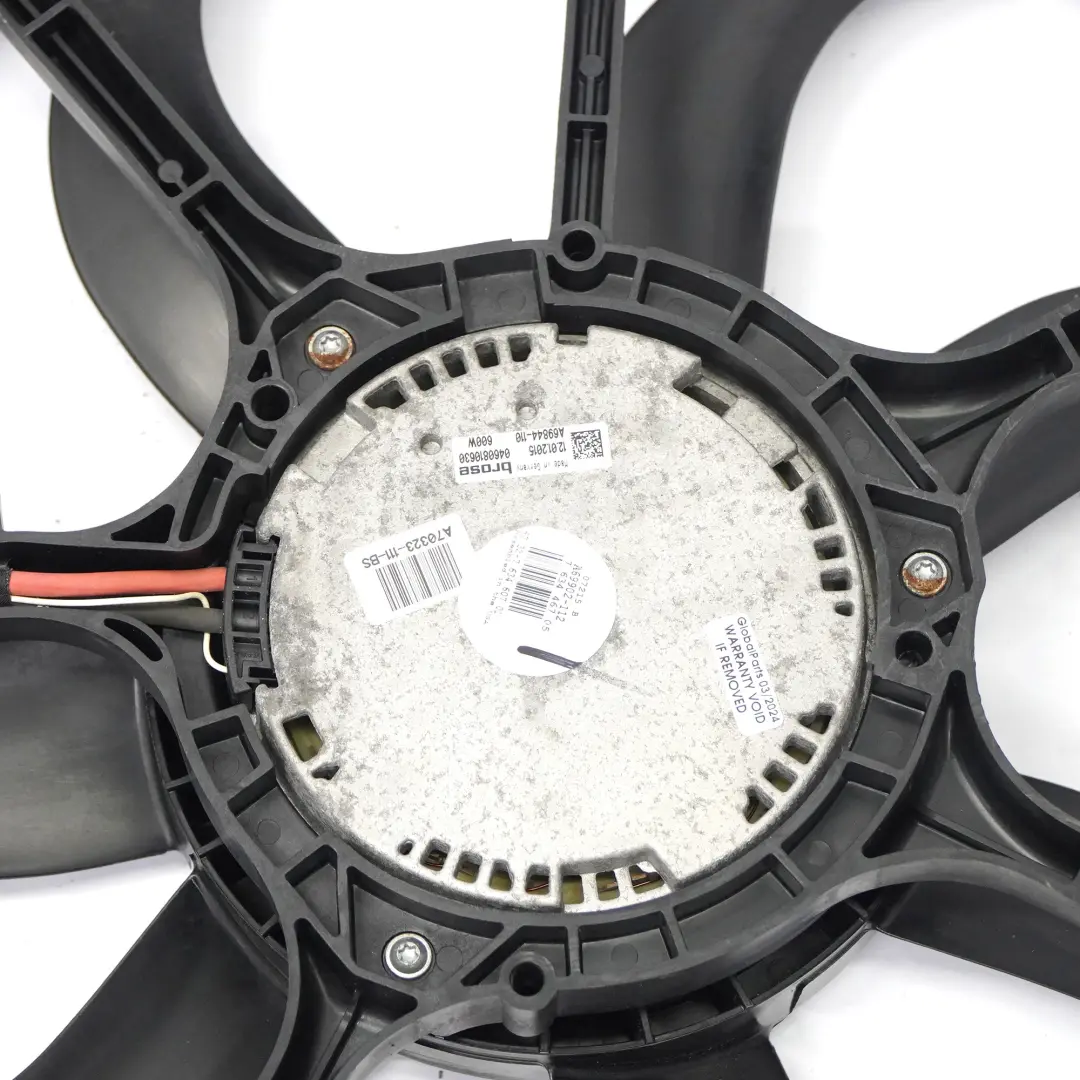 Wentylator Chłodnicy 600W 7629131 do BMW X5 X6 E70 E71 o numerze 8618245 BMW X5 X6 E70 E71 Wentylator Chłodnicy 600W 7629131 - SKU 8618245 - Numer Części 8618245