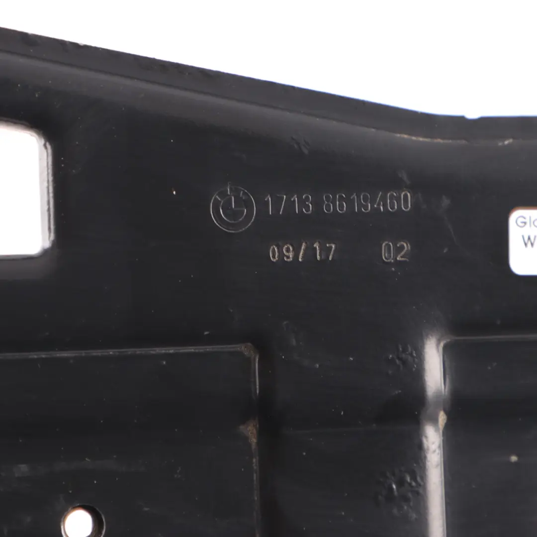 Soporte Tanque Expansión Refrigerante Superior Depósito para BMW F30 con número de pieza 8619460 BMW F30 Soporte Tanque Expansión Refrigerante Superior Depósito - SKU 8619460 - Número de pieza 8619460