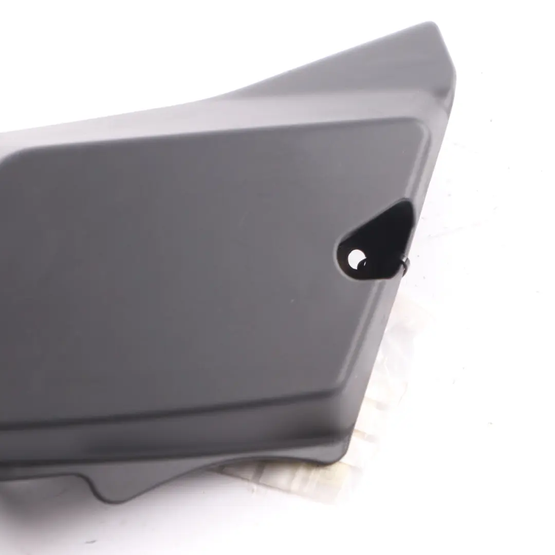 N55 Modulo Di Distribuzione Dell'Alimentazione Coperchio per BMW F20 F21 F30 con numero di parte 8620771 BMW F20 F21 F30 N55 Modulo Di Distribuzione Dell'Alimentazione Coperchio - SKU 8620771 - Numero di parte 8620771