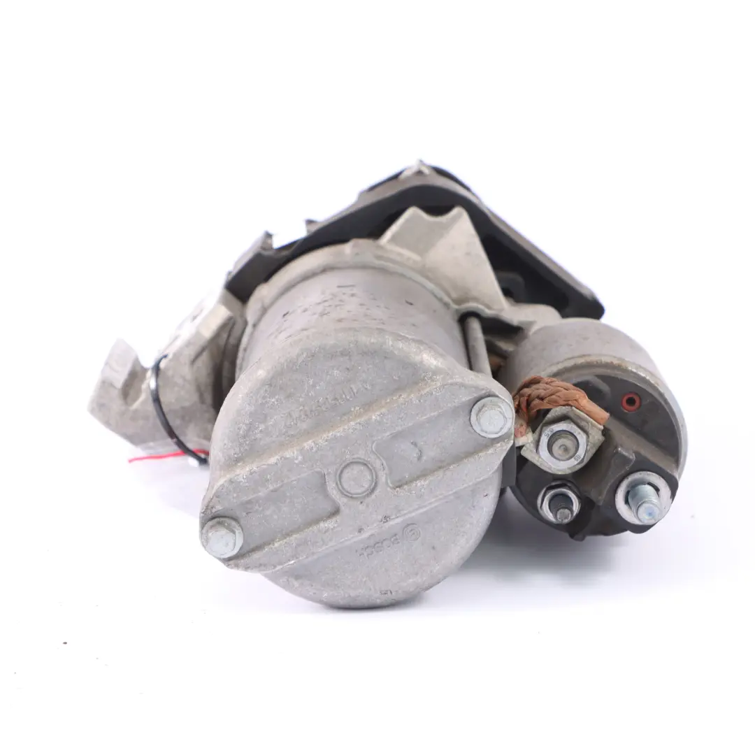Motorino Di Avviamento Bosch B48 Benzina per BMW F20 F21 F30 F31 F32 F34 LCI con numero di parte 8621838 BMW F20 F21 F30 F31 F32 F34 LCI Motorino Di Avviamento Bosch B48 Benzina - SKU 8621838 - Numero di parte 8621838