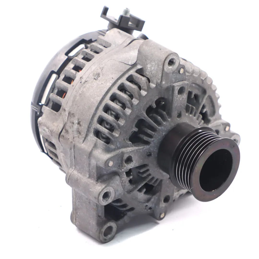 Motore Alternatore BMW F20 F21 LCI B37 Motore Diesel Alternatore 180A per con numero di parte 8626086 Motore Alternatore BMW F20 F21 LCI B37 Motore Diesel Alternatore 180A - SKU 8626086-1 - Numero di parte 8626086