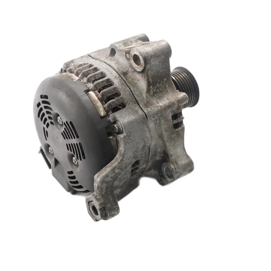 B37 Alternatore Diesel 180A per BMW F20 F21 LCI con numero di parte 8626086 BMW F20 F21 LCI B37 Alternatore Diesel 180A - SKU 8626086 - Numero di parte 8626086