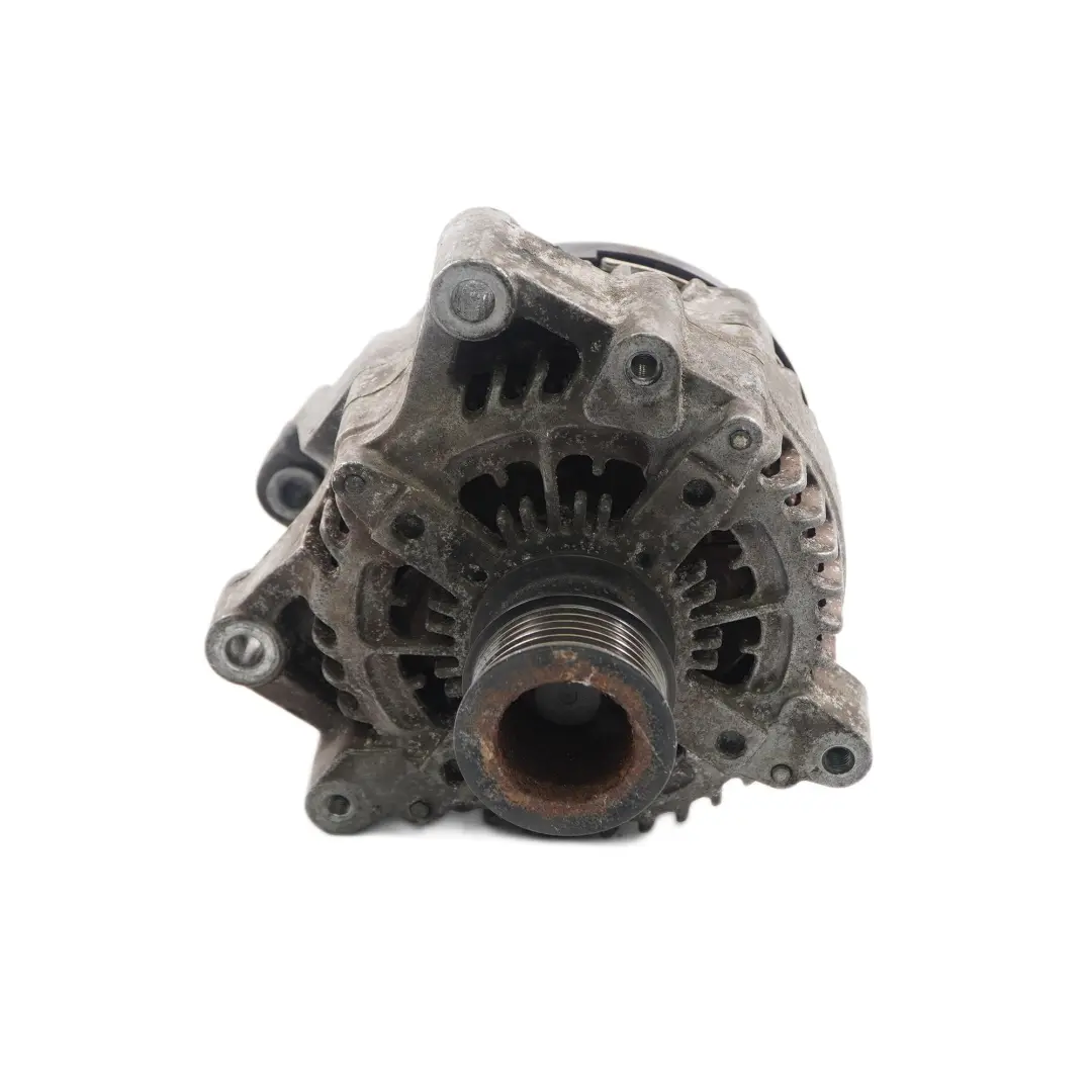 B37 Diesel Motor Alternator Generator 180A für BMW F20 F21 LCI mit Teilenummer 8626086 BMW F20 F21 LCI B37 Diesel Motor Alternator Generator 180A - SKU 8626086 - Teilenummer 8626086