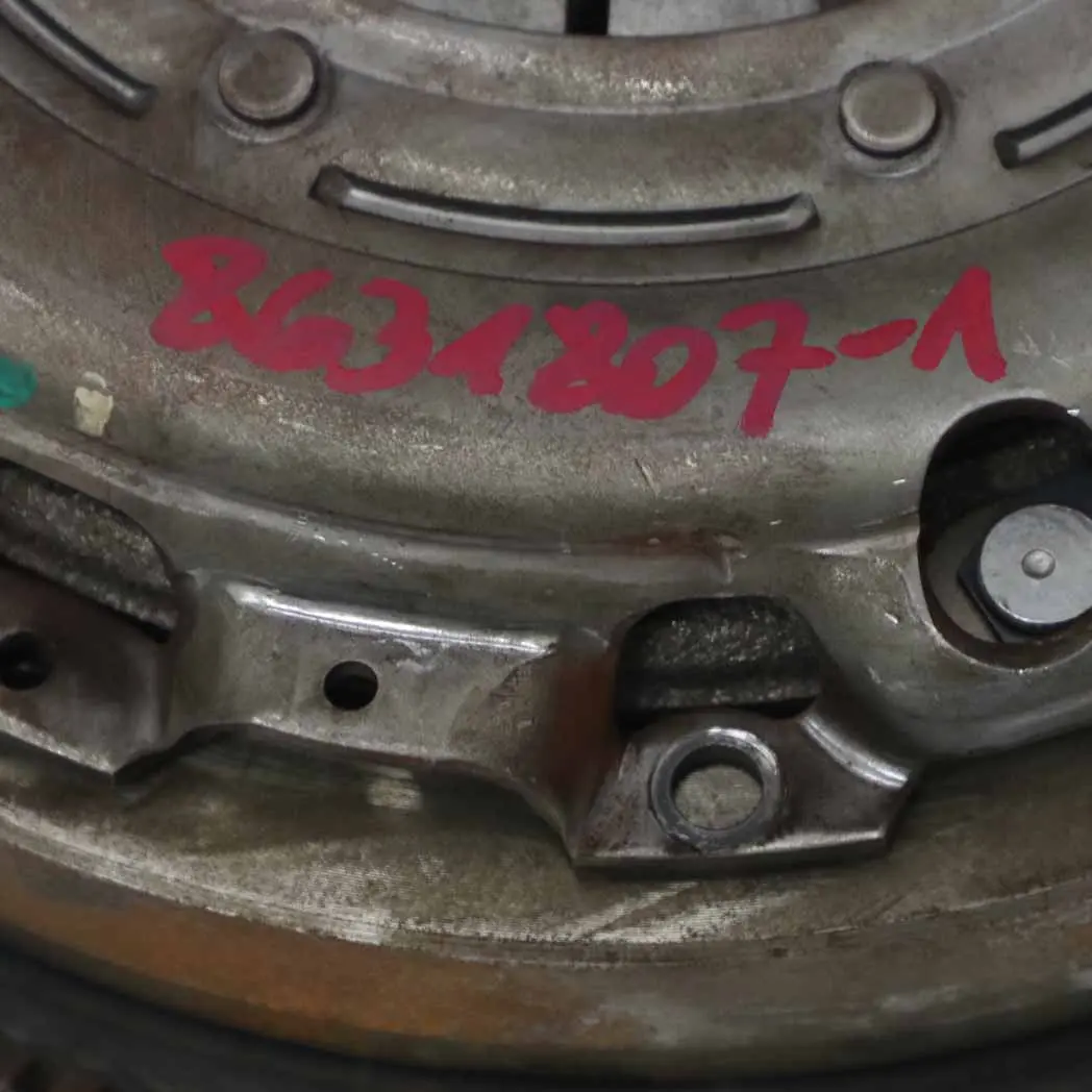 N47 Kit frizione volano solido massa singola per BMW E81 E87 E90 LCI 118d 318d con numero di parte 8631807 BMW E81 E87 E90 LCI 118d 318d N47 Kit frizione volano solido massa singola - SKU 8631807-1 - Numero di parte 8631807