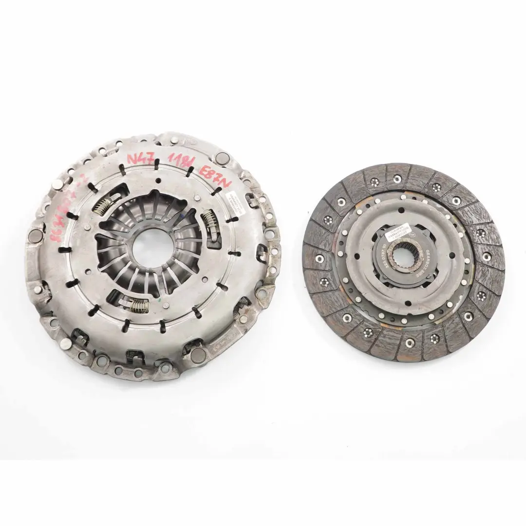 Kit frizione BMW E81 E87 E90 LCI 118d 318d N47N Disco per con numero di parte 8631807 Kit frizione BMW E81 E87 E90 LCI 118d 318d N47N Disco - SKU 8631807-2 - Numero di parte 8631807