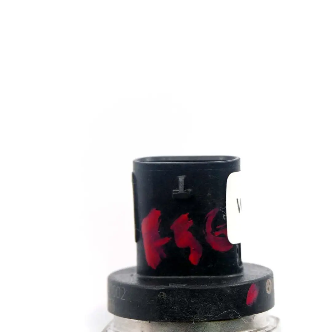 High Pressure Rail Fuel Petrol Sensor to BMW G20 G30 Mini Cooper F55 F56 with Part number 8631820 BMW G20 G30 Mini Cooper F55 F56 High Pressure Rail Fuel Petrol Sensor - SKU 8631820 - Part number 8631820