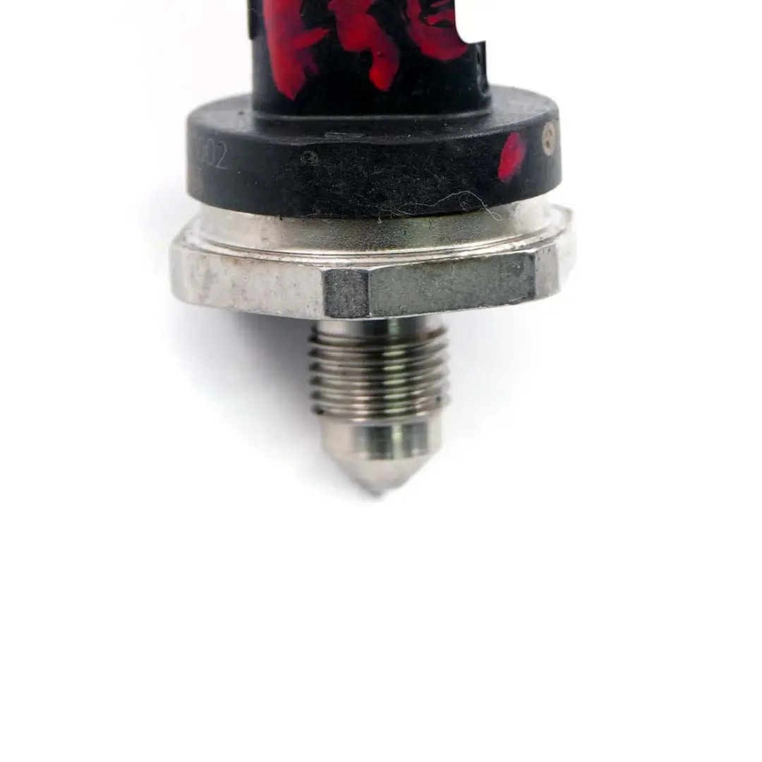 Sensor De combustible De alta presion para BMW G20 G30 Mini Cooper F55 F56 con número de pieza 8631820 BMW G20 G30 Mini Cooper F55 F56 Sensor De combustible De alta presion - SKU 8631820 - Número de pieza 8631820