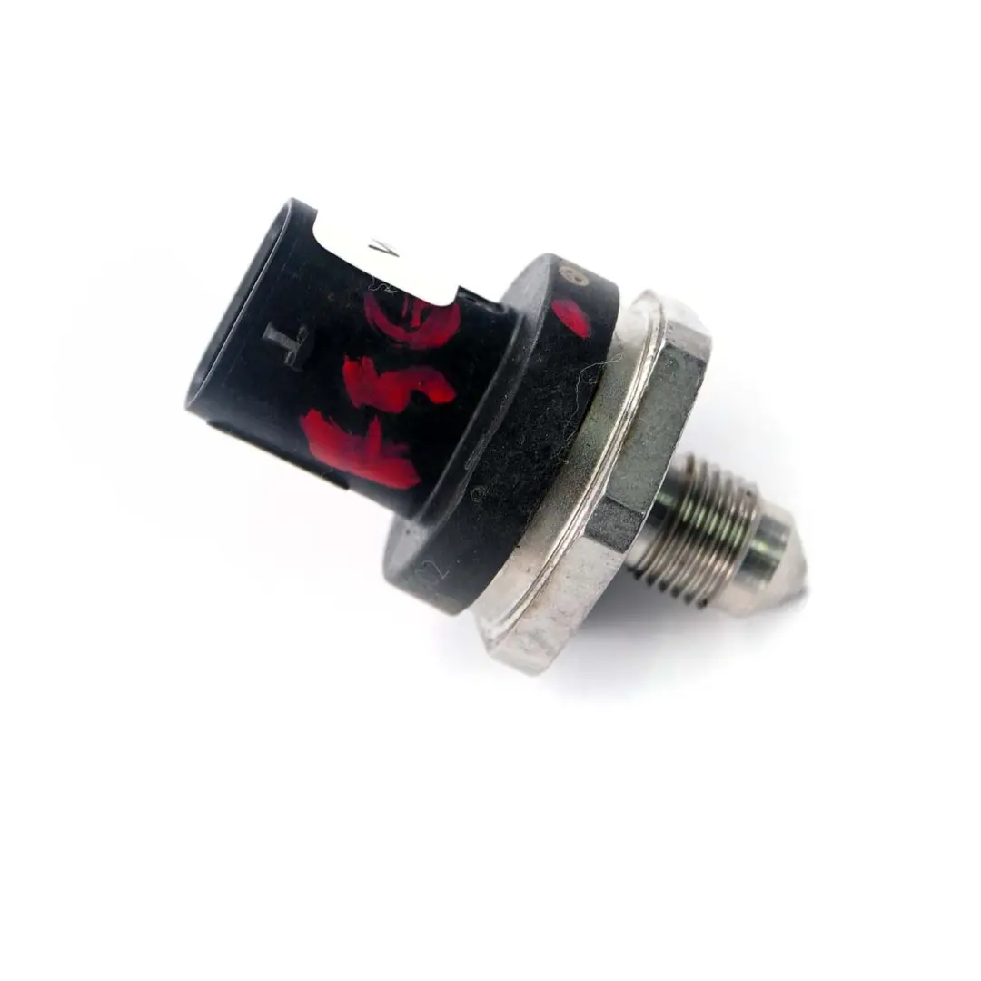 Sensor De combustible De alta presion para BMW G20 G30 Mini Cooper F55 F56 con número de pieza 8631820 BMW G20 G30 Mini Cooper F55 F56 Sensor De combustible De alta presion - SKU 8631820 - Número de pieza 8631820