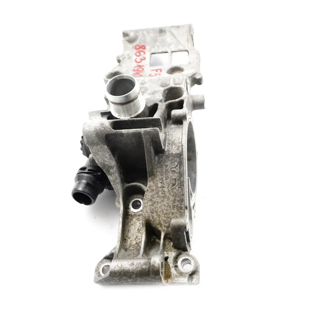 BMW X1 F48 Mini F55 F56 Support pompe à eau pour moteur essence - SKU 8631940-1 - Numéro de pièce 8631940