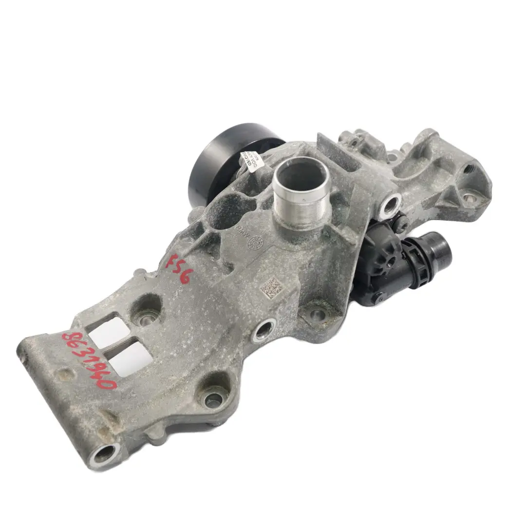 Support Pompe Eau Refroidissement Moteur Essence BMW X1 F48 Mini F55 F56 - SKU 8631940 - Numéro de pièce 8631940
