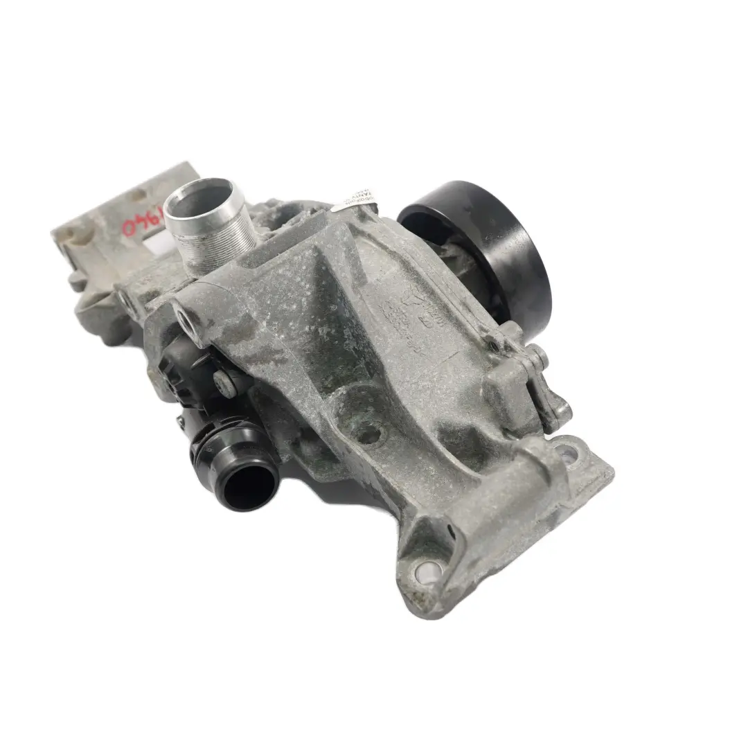 Support Pompe Eau Refroidissement Moteur Essence BMW X1 F48 Mini F55 F56 - SKU 8631940 - Numéro de pièce 8631940