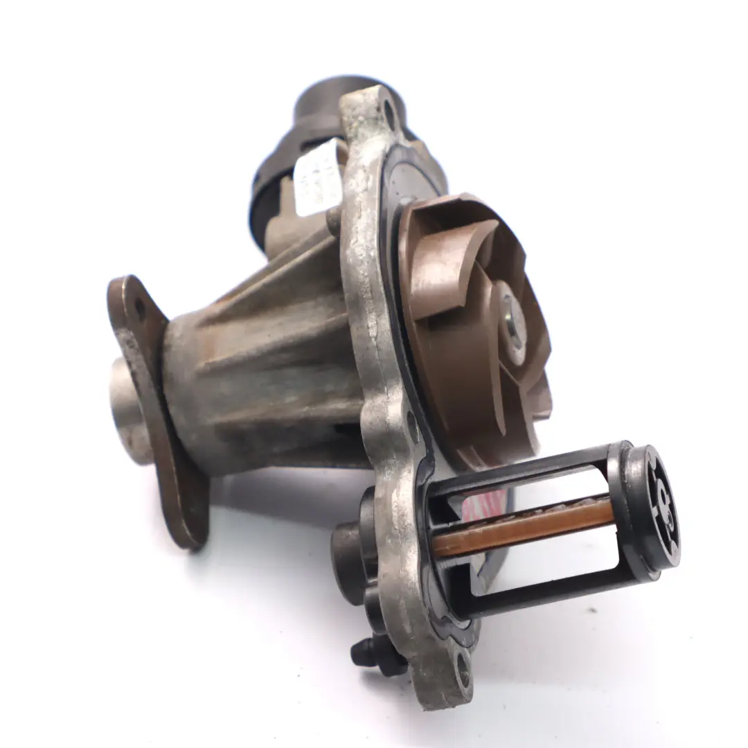 Benzin Kühlmittelpumpe für BMW F20 F21 F22 F30 F32 LCI B48 mit Teilenummer 8638026 BMW F20 F21 F22 F30 F32 LCI B48 Benzin Kühlmittelpumpe - SKU 8638026 - Teilenummer 8638026