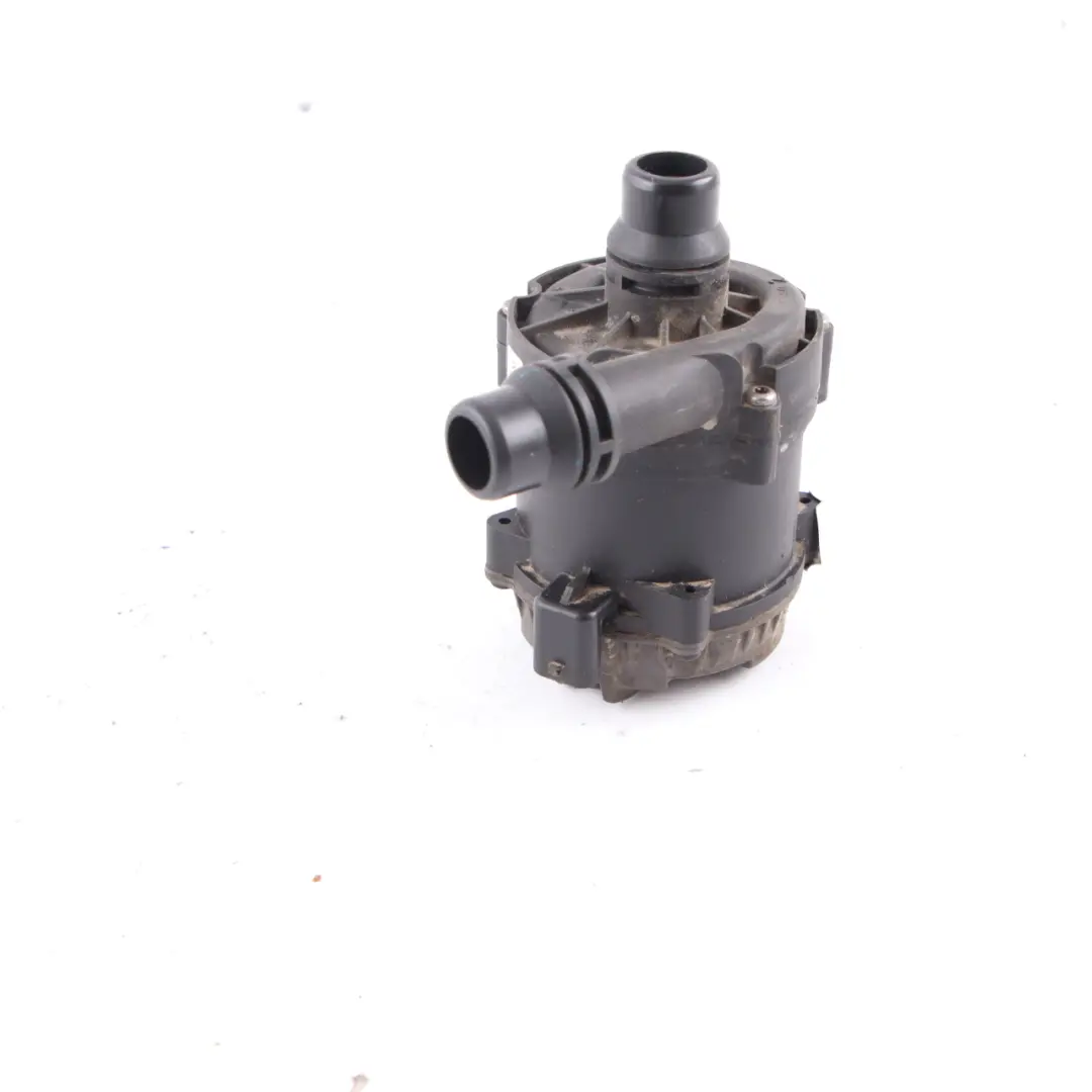Water Pump BMW F90 M5 F91 M8 F11 G30 G32 Auxiliary Coolant Unit to with Part number 8638237 Water Pump BMW F90 M5 F91 M8 F11 G30 G32 Auxiliary Coolant Unit - SKU 8638237 - Part number 8638237
