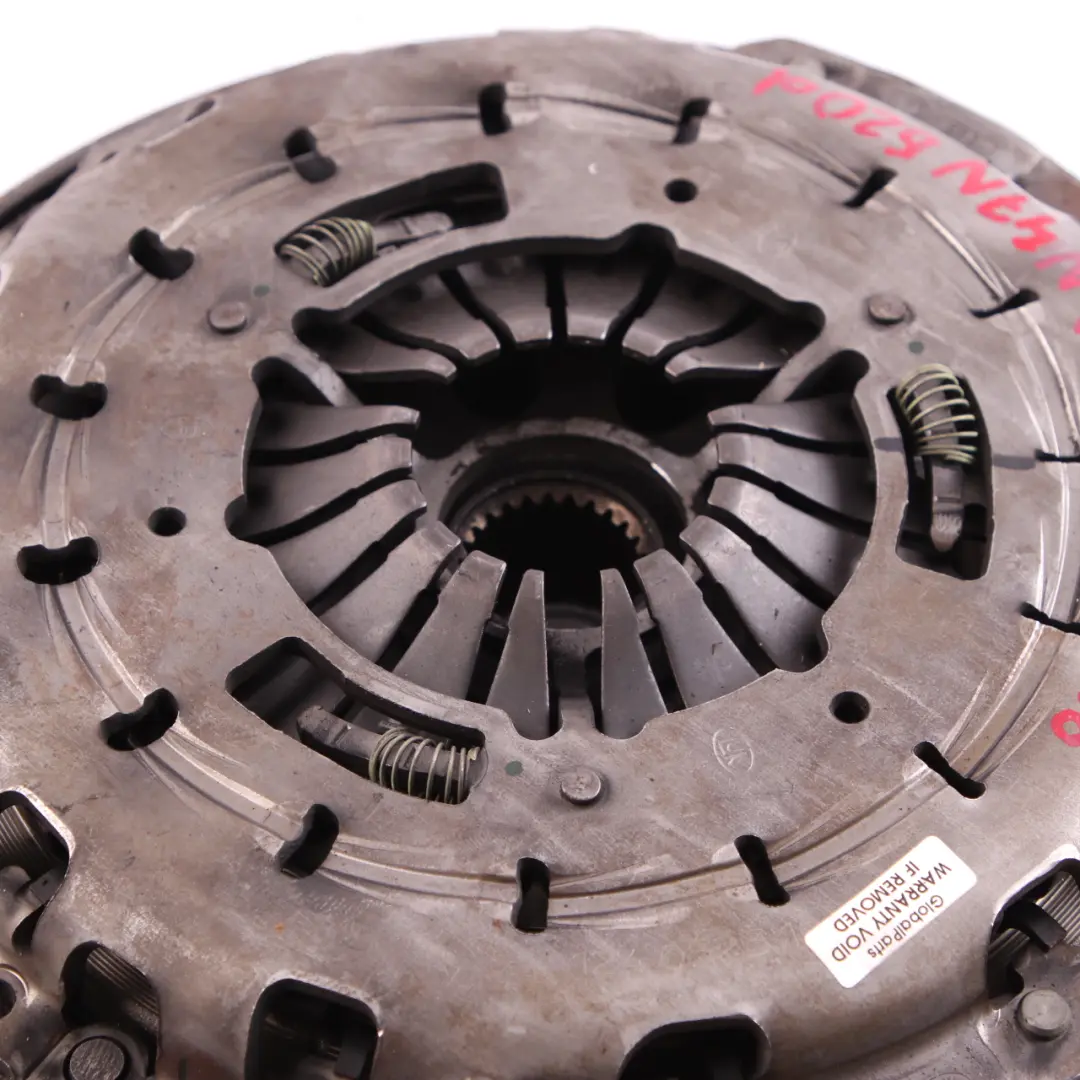 Schwungradkupplung BMW E90 LCI F10 F20 F21 F30 F31 Diesel N47N Zweimassen Kit für mit Teilenummer 8638897 Schwungradkupplung BMW E90 LCI F10 F20 F21 F30 F31 Diesel N47N Zweimassen Kit - SKU 8638897-1 - Teilenummer 8638897