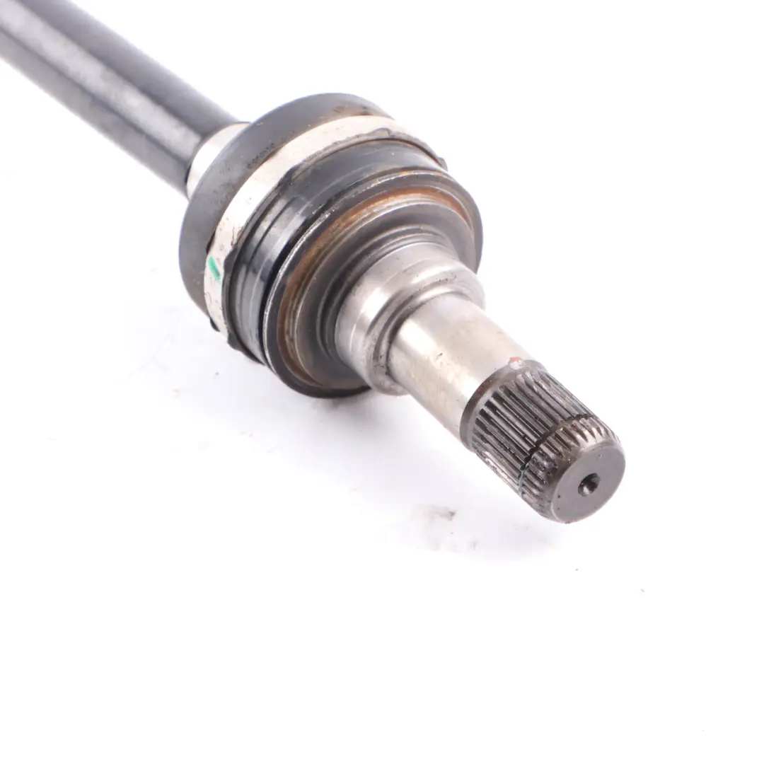 B57 Eje De Transmisión Eje De Salida Derecho para BMW G11 Diesel con número de pieza 8639466 BMW G11 Diesel B57 Eje De Transmisión Eje De Salida Derecho - SKU 8639466 - Número de pieza 8639466