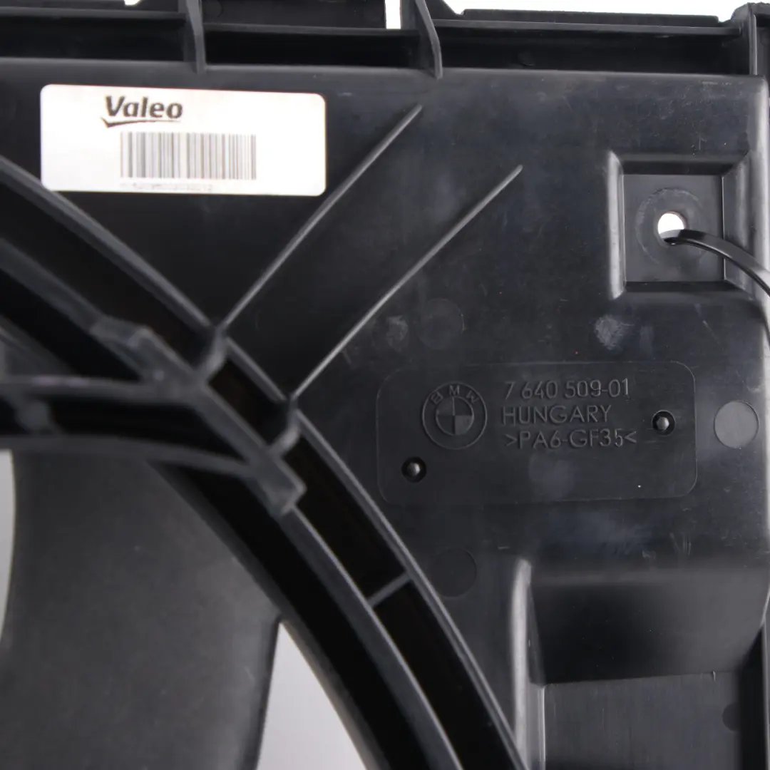 BMW F20 F30 F31 Wentylator Wiatrak Chłodnicy 400W - SKU 8641963-4 - Numer Części 8641963