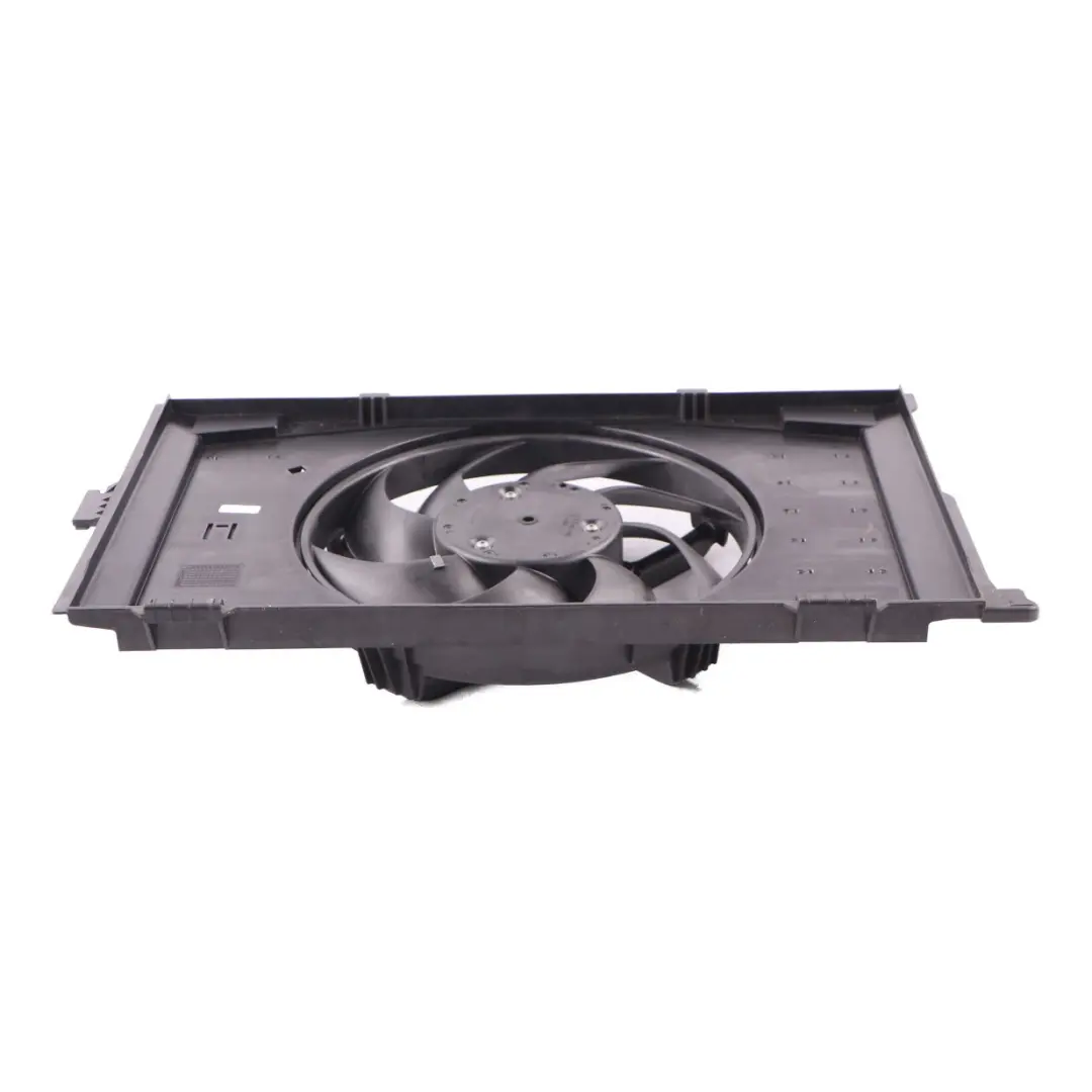 Radiador Motor Refrigeración Unidad Cubierta Ventilador 350 W 8641948 para BMW I3 I01 con número de pieza 8642143 BMW I3 I01 Radiador Motor Refrigeración Unidad Cubierta Ventilador 350 W 8641948 - SKU 8642143 - Número de pieza 8642143