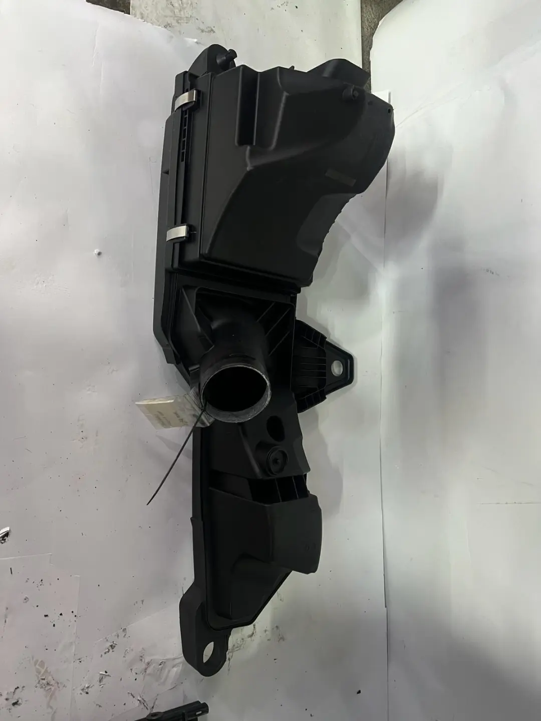 Intake Muffler BMW F20 F21 F30 F31 LCI B38 Air Filter Box Housing Petrol to with Part number 8647449 Intake Muffler BMW F20 F21 F30 F31 LCI B38 Air Filter Box Housing Petrol - SKU 8647449-2 - Part number 8647449