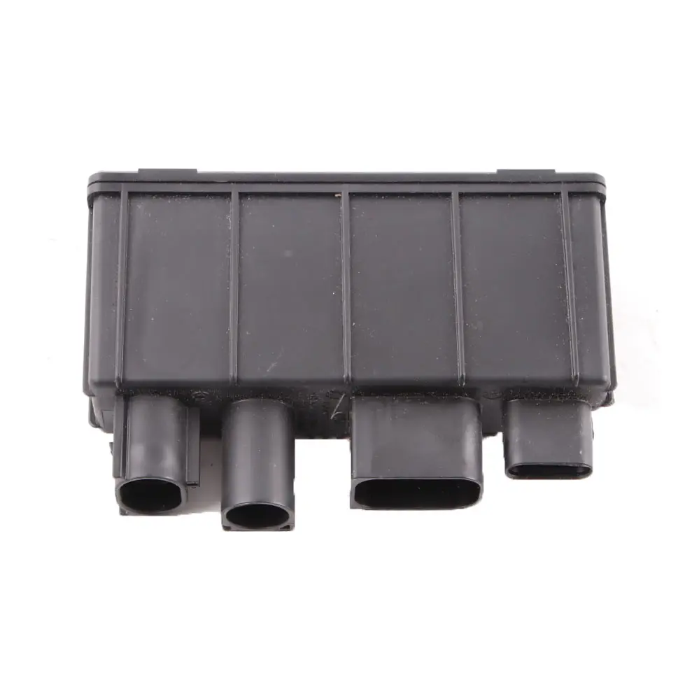 Moduł Zasilania Z11 do BMW F45 X1 F48 Mini F55 F56 F57 o numerze 8647841 BMW F45 X1 F48 Mini F55 F56 F57 Moduł Zasilania Z11 - SKU 8647841 - Numer Części 8647841