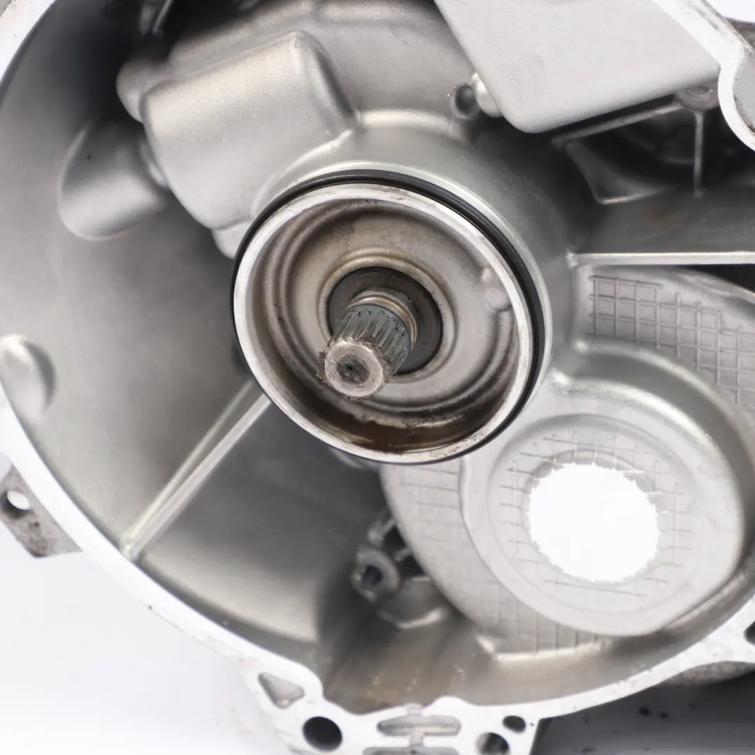 Gearbox BMW i3 I01 Gear E-Transmission 8648163 GE1B132H WARRANTY to Electric with Part number 8651132 Electric Gearbox BMW i3 I01 Gear E-Transmission 8648163 GE1B132H WARRANTY - SKU 8651132-1 - Part number 8651132